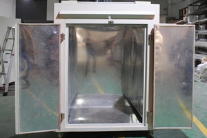 Inside the CM1200 oven